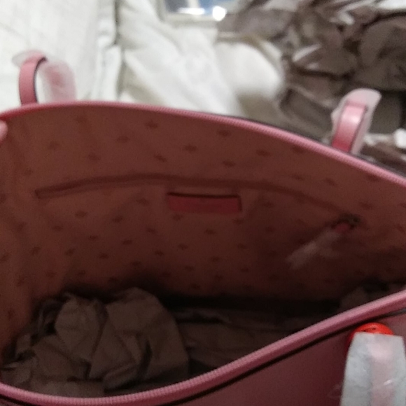 🆑🆑LOWER PRICE KATE SPADE PINK TOTE $200 OFF MSRP💗 - Picture 3 of 10